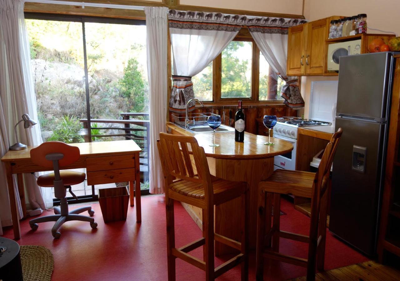 Veki'S Village Cottages Mbabane Dış mekan fotoğraf